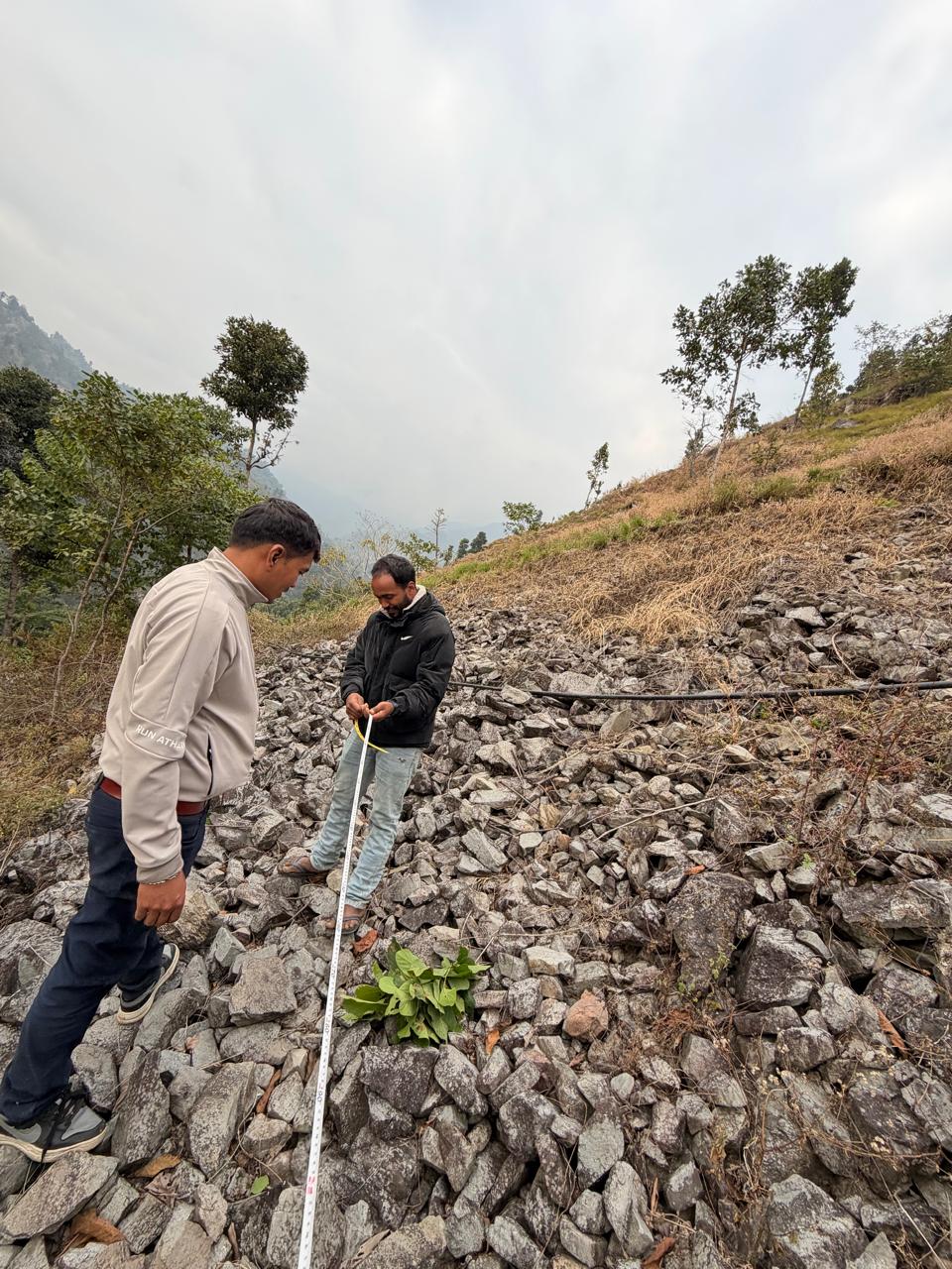 Field measurement and ground profiling on rocky terrain