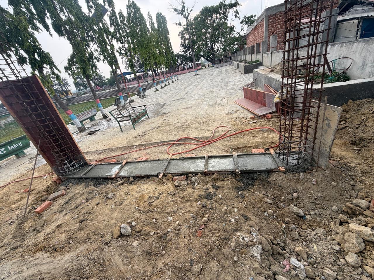 Tourism infrastructure project photo 19: Concrete edge and gateway foundation works