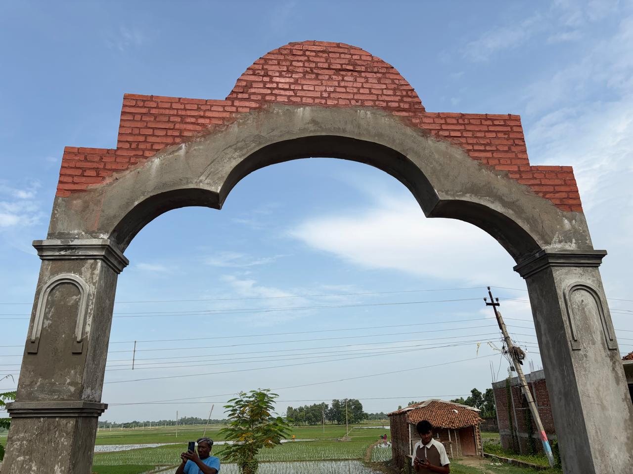 Tourism infrastructure project photo 21: Main gateway and surrounding agricultural landscape
